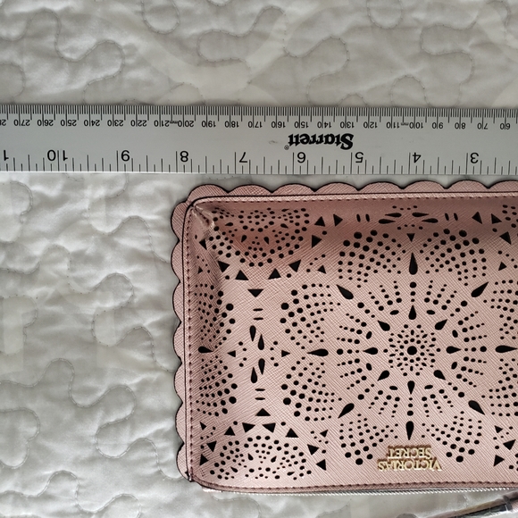 VS rose gold perforated damask design wristlet - Picture 5 of 6